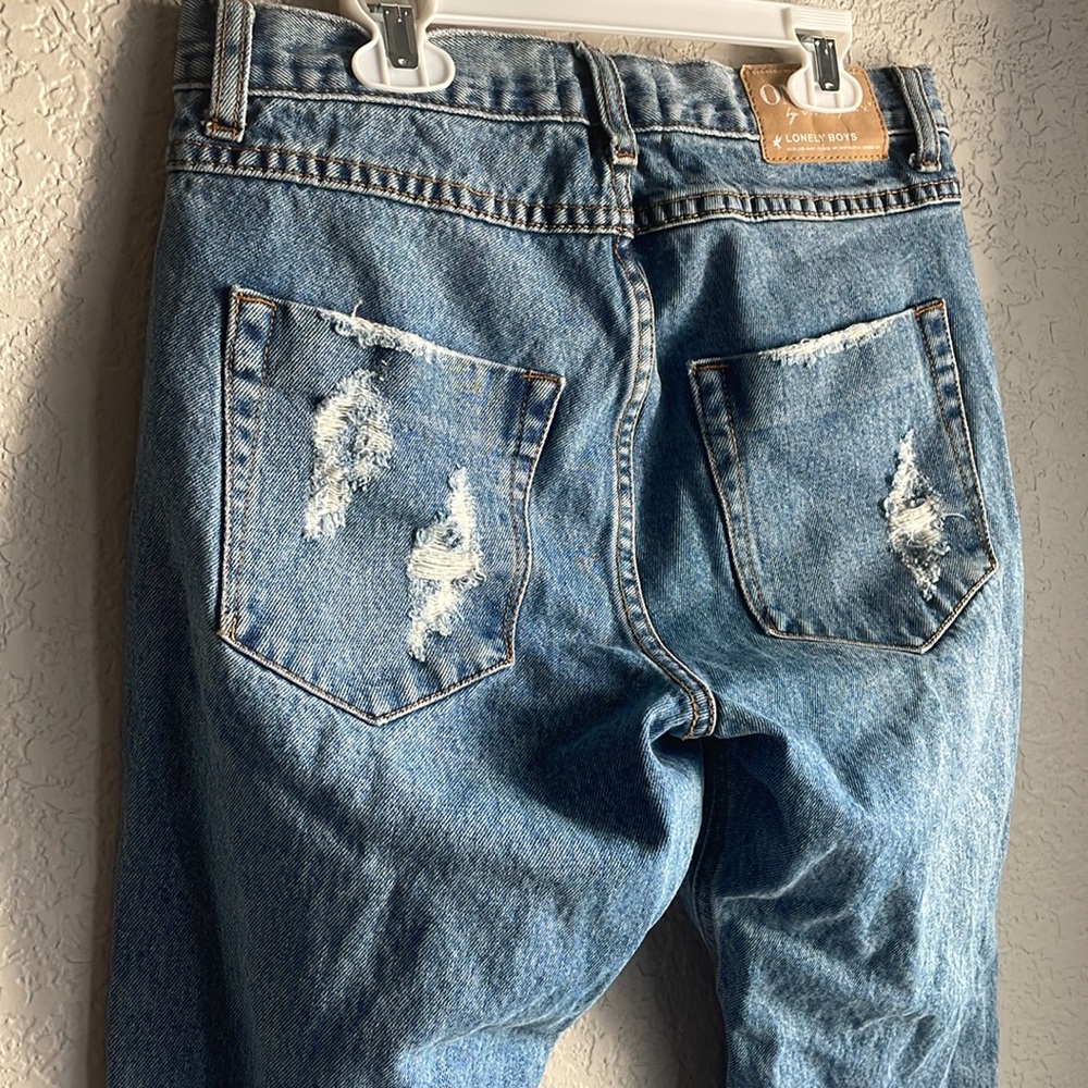 One tablespoon distressed style denim jeans.(24) - Picture 7 of 16